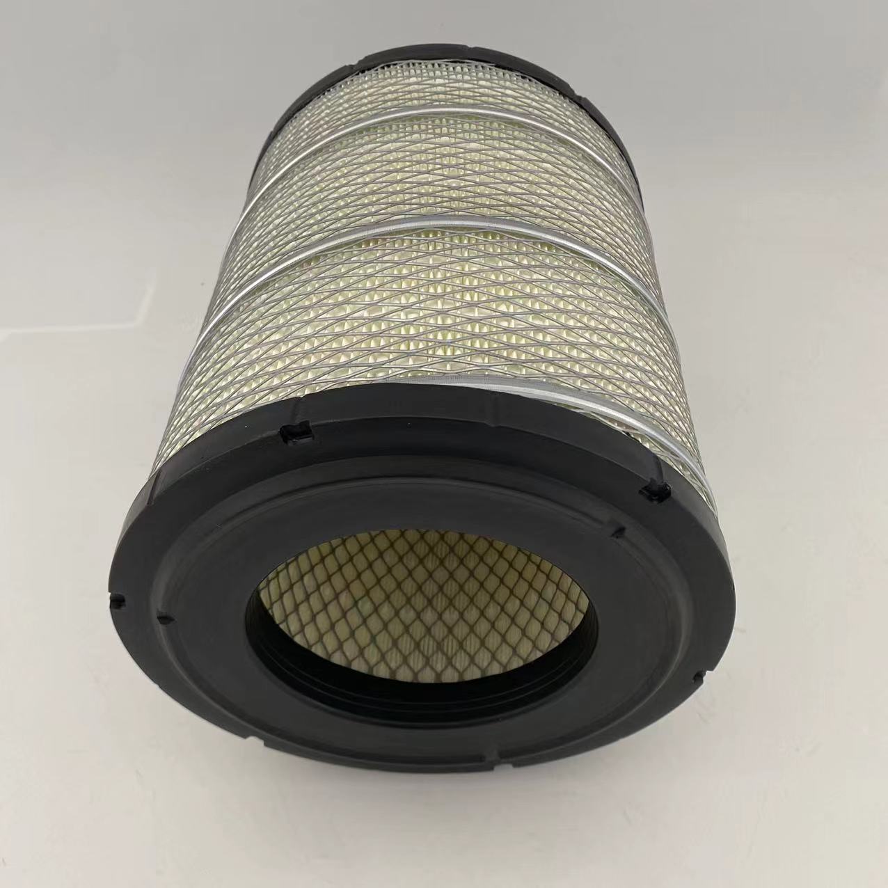 Air filter 8-97062294-0/1654689TA2/5867501470/8981772710 for isuzu